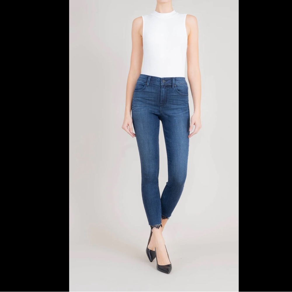 Anthro LEVEL 99 Tanya High Rise Ultra Skinny Denim Jeans In Elegant Lace Trim
